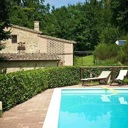 & L'antico Forziere Deruta