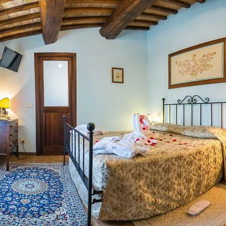 Casa rural & L'antico Forziere Deruta