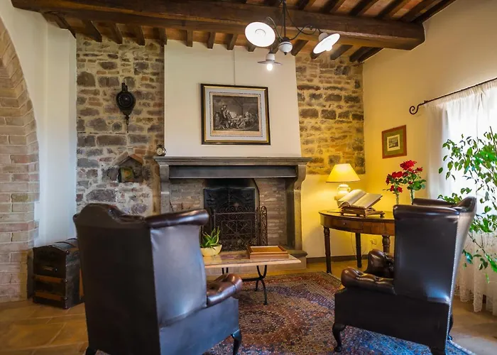 & L'antico Forziere Deruta