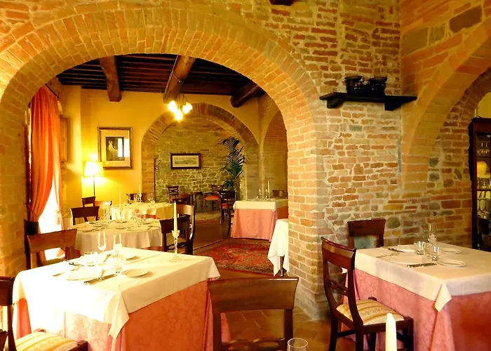 & L'antico Forziere Deruta