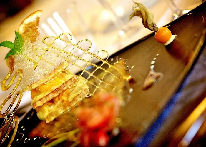 & L'antico Forziere Deruta