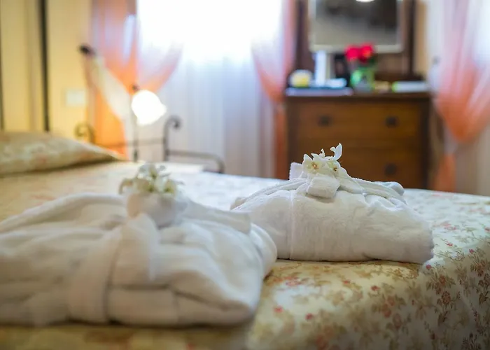 & L'antico Forziere * Deruta